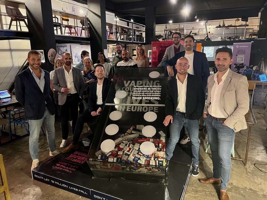 World Vapers' Alliance tweet media
