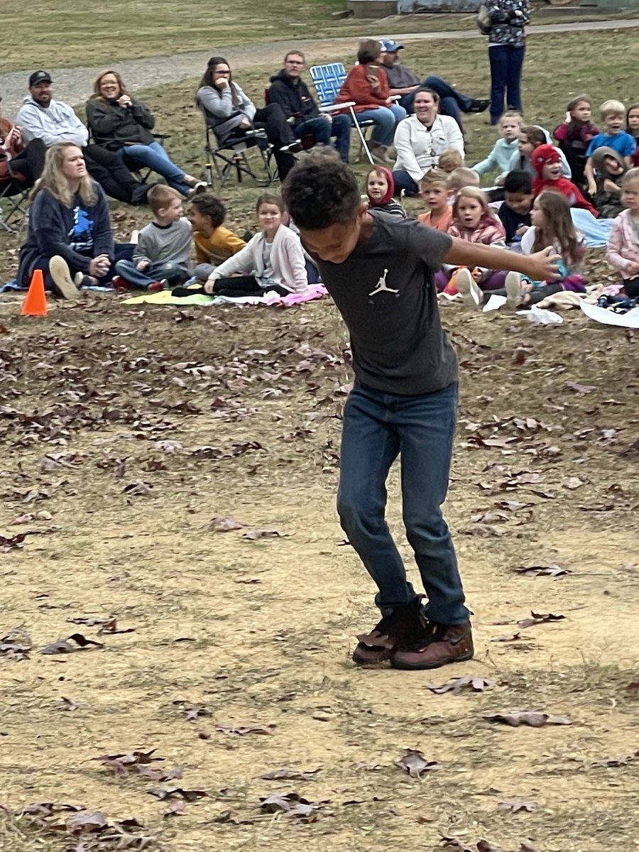 distefanoderek's tweet photo. We held our first “Level Up”celebration of the year today! Over 50 students Rang the Bell to celebrate their achievements and signify they have moved on to the next level! #CBE #PersonalizedLearning https://t.co/NElrfNNJna