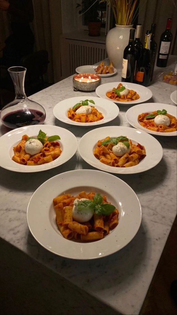 SelectVibes's tweet photo. Pasta <3 https://t.co/9knPa8NwjR