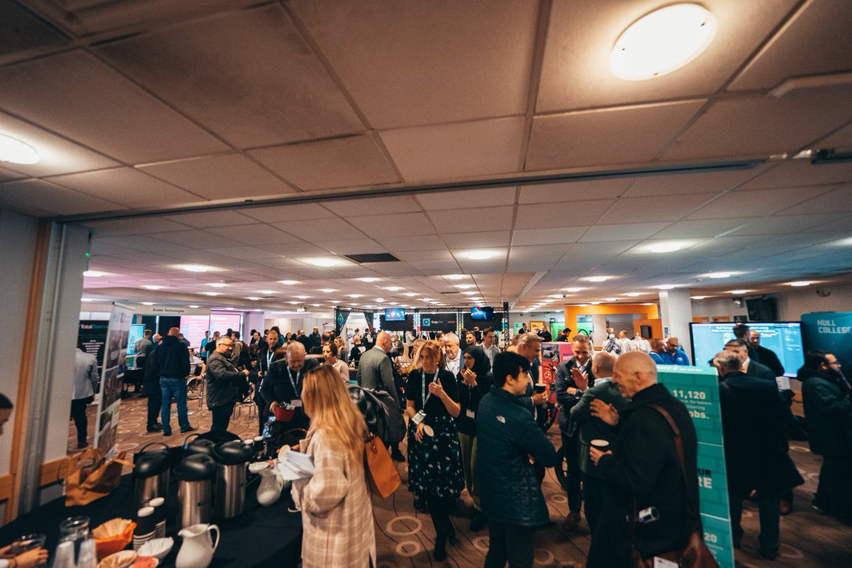 ATombanane's tweet photo. 🤖 How do you make tech inclusive? You bring everyone together and show them that it is for all of us. Our vision has always been to make tech accessible to all. Full house. #techforall #techweekhumber22 https://t.co/fwkzsp0GNd
