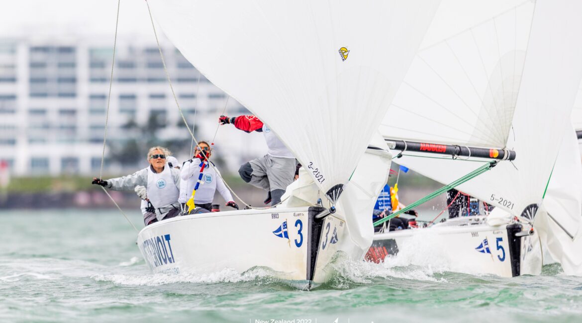 WIMRA's tweet image. WAITEMATA HARBOUR TESTS WORLD’S BEST WOMEN SAILORS
The home of the America’s Cup delivered thrilling conditions for opening day of the 2022 Barfoot &amp;amp; Thompson Women’s Match Racing World Championship, the final stage of the Women’s World Match Racing Tour.
womenswmrt.com/waitemata-harb…