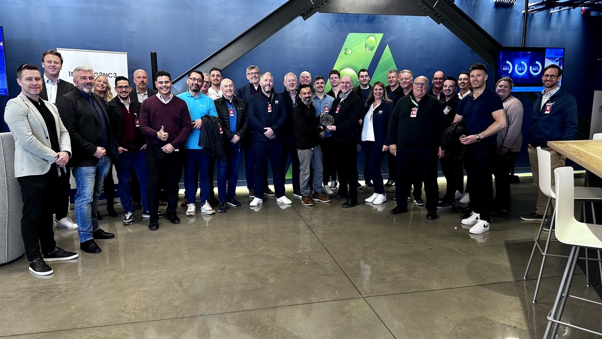 We always enjoy the opportunity to talk to those who care about the environment as much as we do. Great to host <a href="/GarryConnolly/">Garry Connolly</a> <a href="/hostinireland/">Host In Ireland</a> , <a href="/buddyrizer/">buddyrizer</a> &amp; Loudoun Economic Development, as well as the delegation that visited Aligned IAD01 this week.