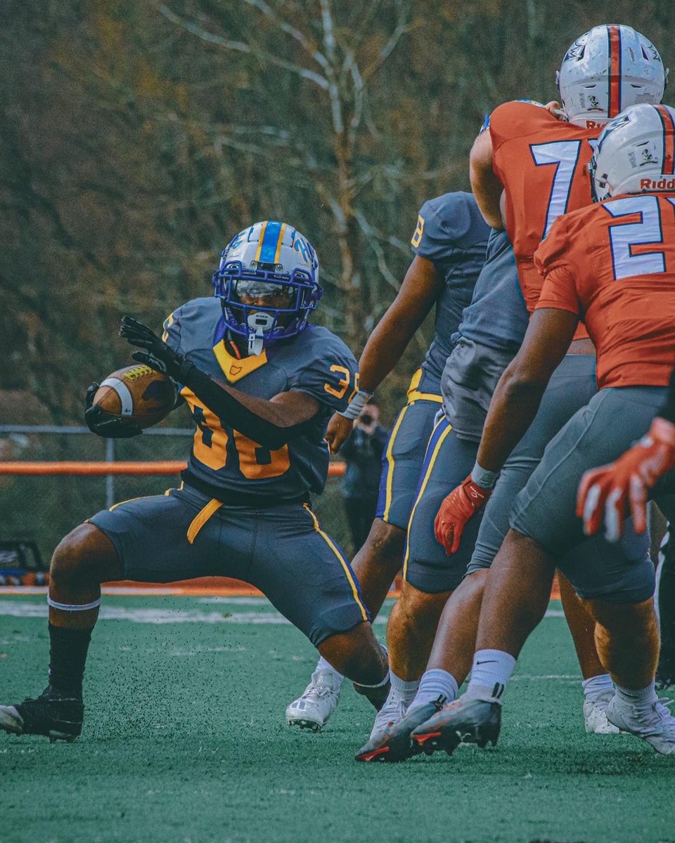 sykunie's tweet photo. 5’10 185 RB
Freshman Highlights 
‘23 Fall grad 
Full qualifier
@HockingFootball (Juco)
@ted_egger 
https://t.co/5EQposZmdU
(313)898-1031 https://t.co/MtqWmYrTzD