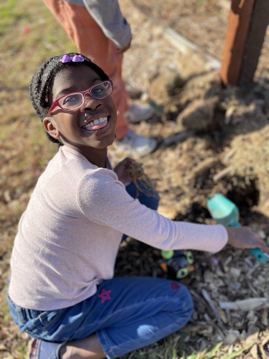 Ms. Salia’s class planted a big donation of milkweed for butterflies and harvested the last of the summer crops!