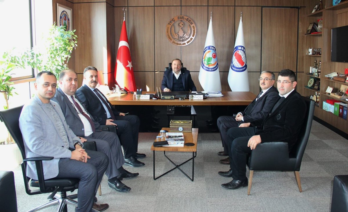 Bugünkü  misafirlerimiz; 
TVHB Üst Delegeleri; Konya İl Mdr. Yrd. İsa Kaplan, Yozgat VHO Başkanı Yozgat İl Mdr. Yrd. Faruk Anteplioğlu ,Selfarma sahibi Ekrem Acar, Yozgat Sorgun İlçe Md. Yusuf Canbolat, Veteriner Hekim Fatih Aydın'a ziyaretleri için teşekkür ediyoruz.