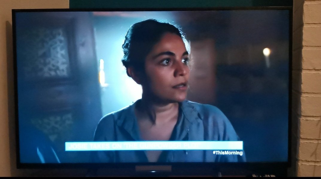 Did anyone catch <a href="/GunpowderImrsv/">Gunpowder Plot</a> on <a href="/thismorning/">This Morning</a> last week?? Weirdest thing to see my face on a big screen for the first time! #RememberRemember #BonfireNight #ITV