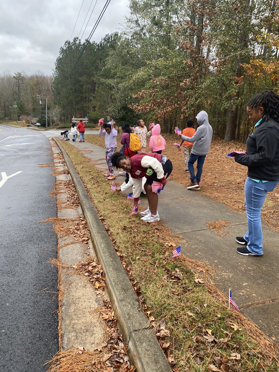 Tanisha Lewis tweet media