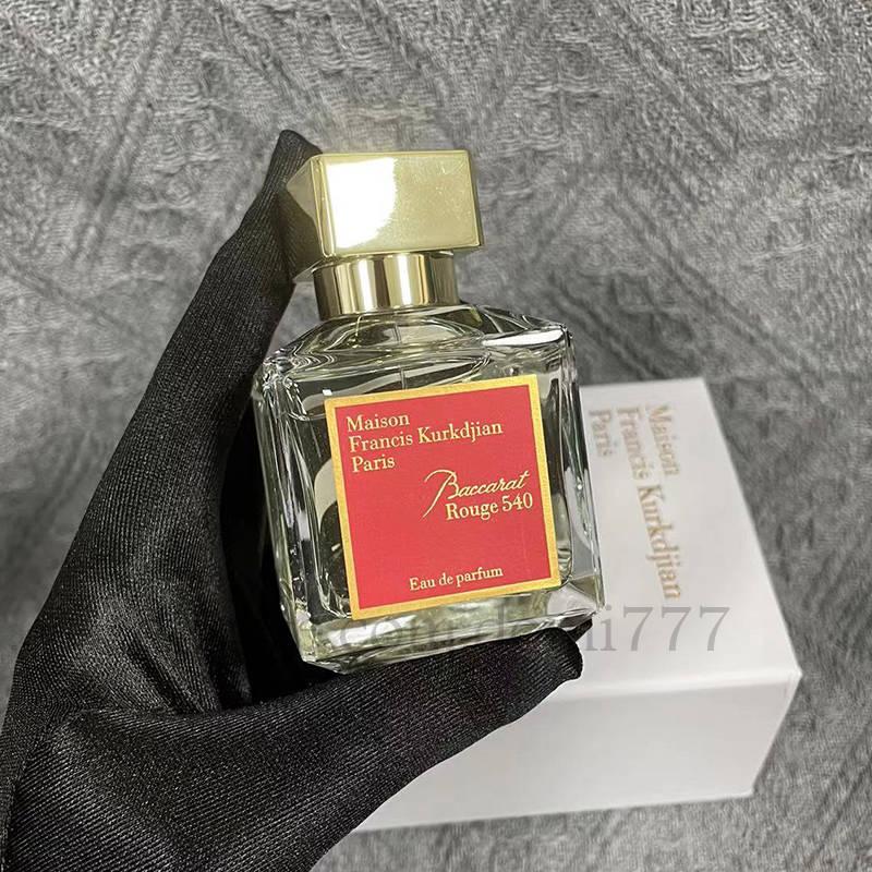 thesteez2's tweet photo. DHGATE DESIGNER PERFUME https://t.co/a2qNrgM22g via @YouTube https://t.co/txZzeJGhfo