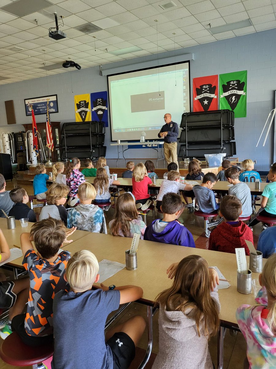 Third grade has been learning about climate, weather, and clouds this quarter and is hosting a cold weather clothing drive next week. To gain more knowledge we had <a href="/BenLBruce/">Ben Bruce</a> come do a hands on demonstration today about condensation and clouds! <a href="/theILEsteam/">ilesteam</a>
