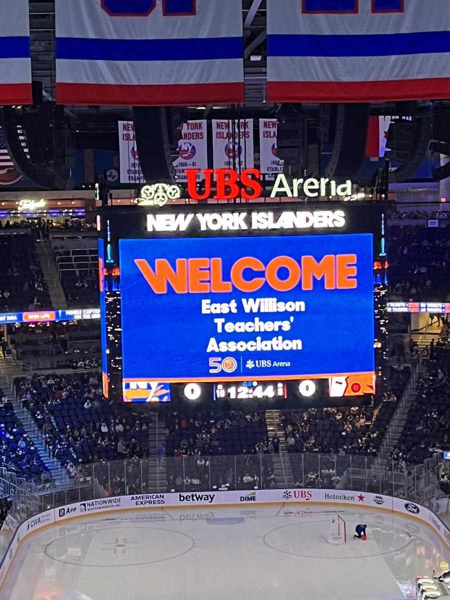 #UnionStrong <a href="/EWTAunion/">EWTA</a> enjoying the <a href="/NYIslanders/">New York Islanders</a> and each others’ company on Thursday night. #Honoringveterans <a href="/UBSArena/">UBS Arena</a>