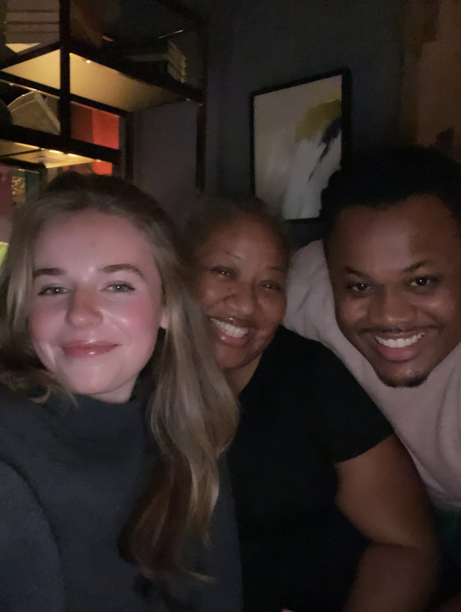 It goes New York Times, <a href="/lizburr/">Liz Burr 🩷💚</a>, @AccordingToQuis, cnn, timeline