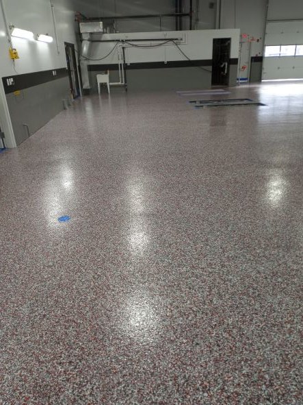 BlackBearCC's tweet photo. Adding a custom #color #epoxy #flake #floor to an otherwise gray space transformed the look and feel of this #industrial #garage.
#sexyfloor #resinous #resinouscoating #seamlessfloor #highperformance #durablefloor #industrialfloor #commercialfloor #floorcontractor #getfloored https://t.co/WR1boJ4P4a