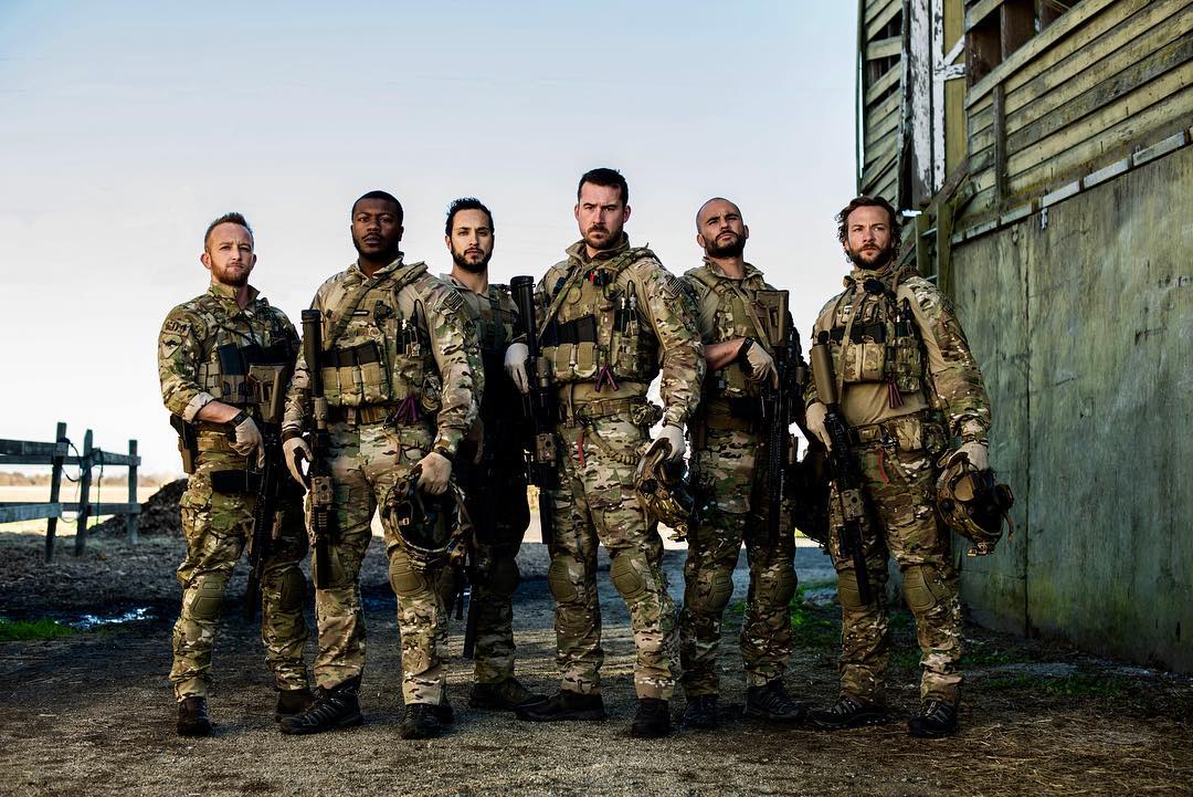 DJCRUSH's tweet image. 'SIX' @SIXonHISTORY. The 2nd season cliffhanger definitely deserves to be wrapped up. #SaveSIX #SIXonHistory #SIXSeason3 #BringBackSIX #SIXMovie  
@HISTORY @AENetworks @AETV @netflix @NetflixLifee #SIXonNetflix @HULU @HBOMAX
@AmazonStudios @HBO @Showtime @Cinemax