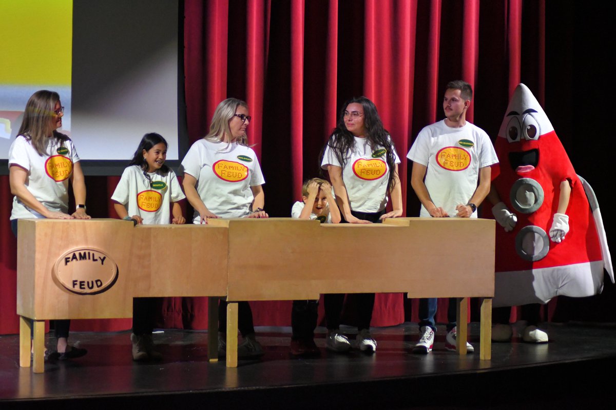 myLSPS's tweet photo. 🏆 Congratulations to the @Rodgersrockets Family for taking the win at tonight's Family Feud sponsored by @LSFoundation2: https://t.co/kKDlRRtPT8. #myLSPS https://t.co/xk95Uxc4DG