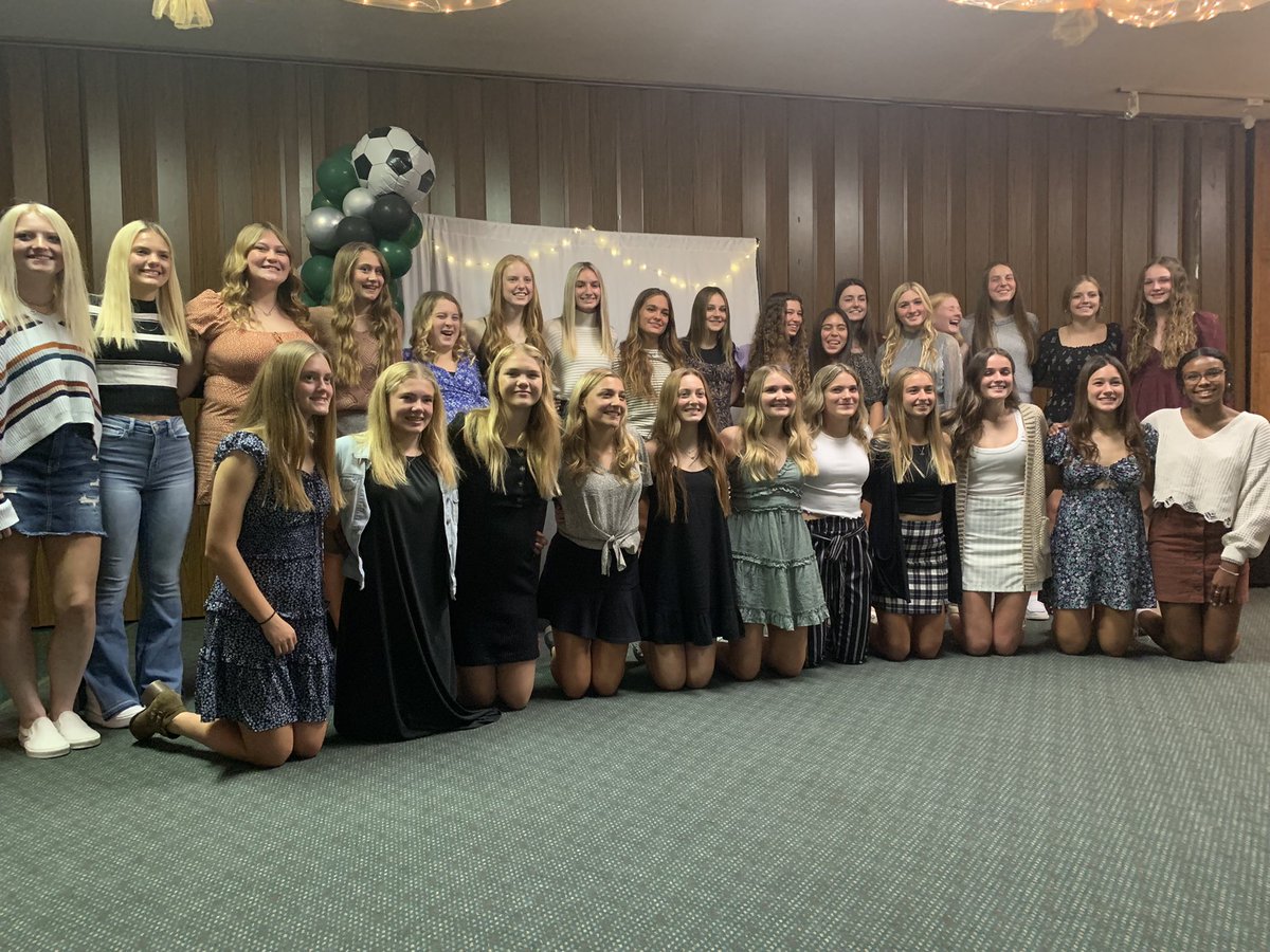 wbsoccerladies's tweet photo. Team Banquet 2022 🤩 https://t.co/KGDVrPtFUQ