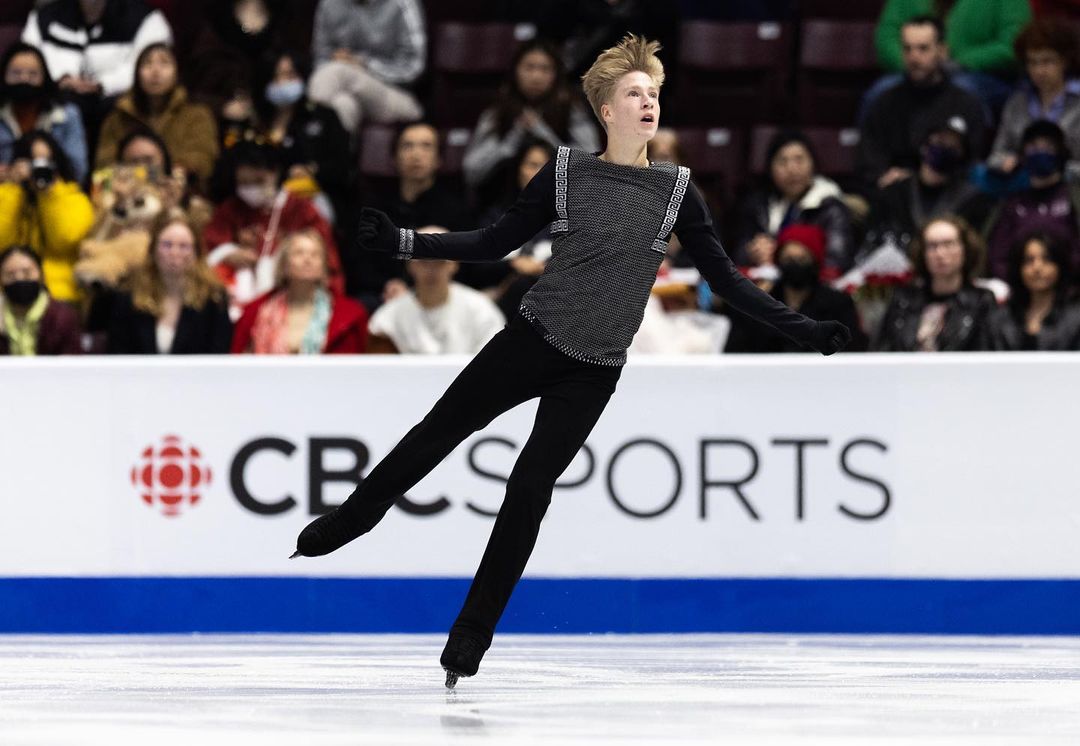 gogogogolev_'s tweet photo. #TBT Stephen performing in the FS at #SCI22
📷: Dustin Satloff/ISU and Eric Siu/Eurasia Sport Images via Getty Images https://t.co/8upvRf1qv5