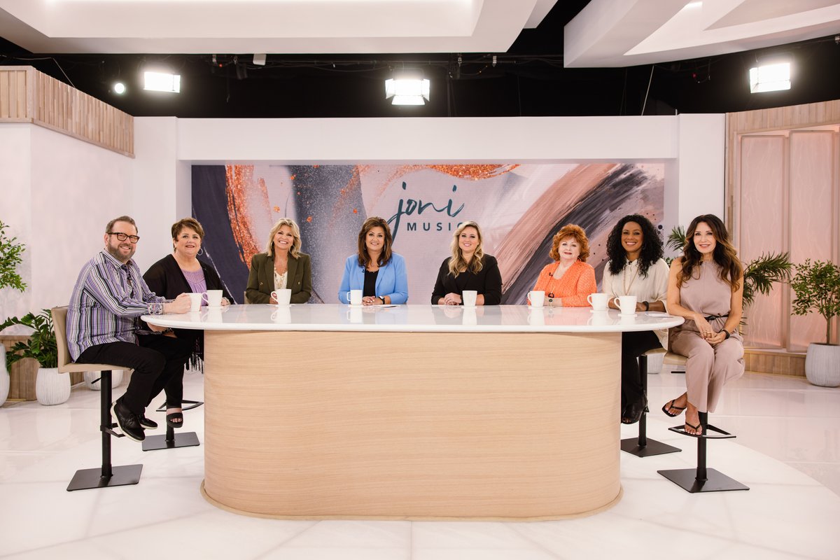 Tired of feeling crushed by the weight of difficult seasons? Discover how you can break free through the power of worship as <a href="/gerondavis/">gerondavis</a> &amp; Kindred  Souls share inspiration &amp; music from their new album Back to the Garden. Tune in tomorrow at 7am, 8:30pm &amp; 2am ET on <a href="/Daystar/">Daystar Television</a>!