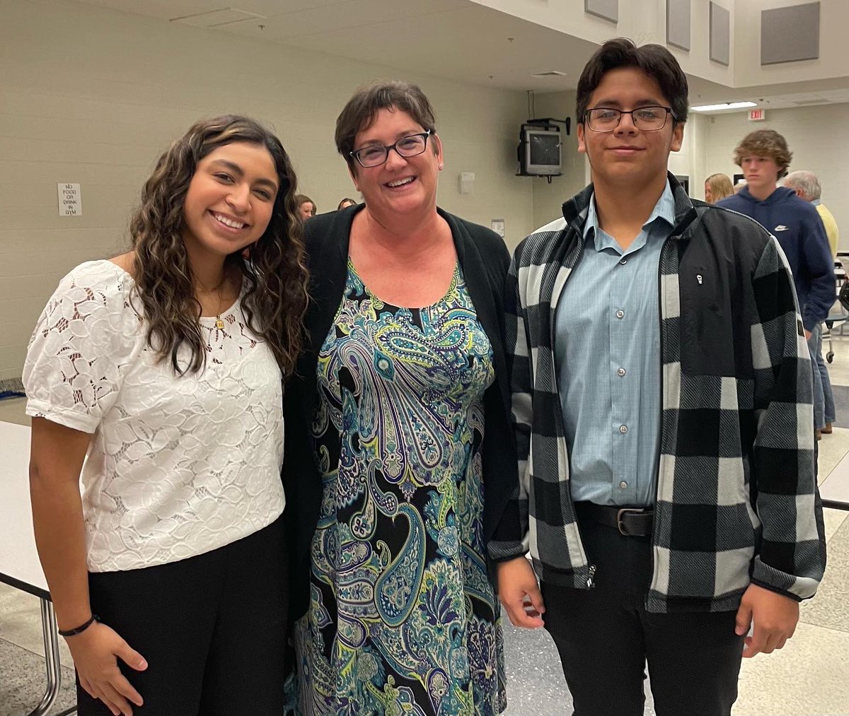 Manteo Middle AVID tweet media