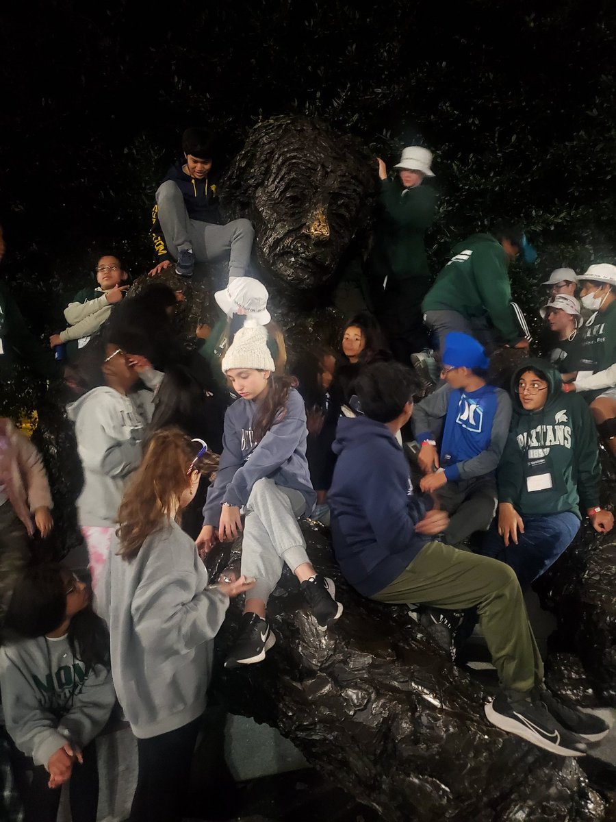 Mrs_Ceresa's tweet photo. We had so much fun climbing on Einstein! #NoviDC22 https://t.co/1jddNkaAk4