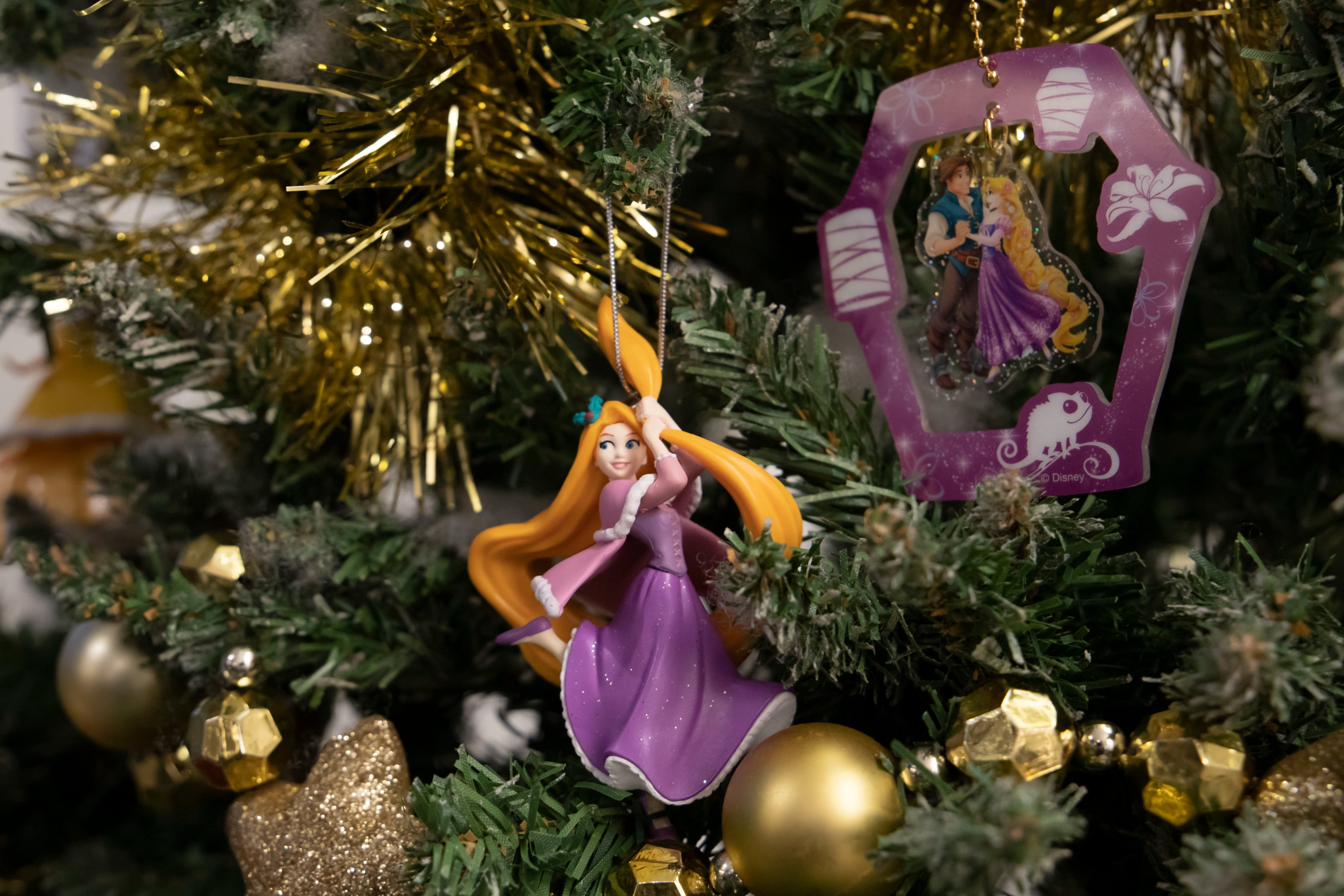 Happyくじ 好評発売中 Disney クリスマスオーナメントくじ22 アクリルオーナメント賞はお好きな絵柄を選べます フィギュアとセットで 是非お近くのファミリーマートにお立ち寄り下さい 店舗検索はこちらから T Co Tf8lm1iw1f