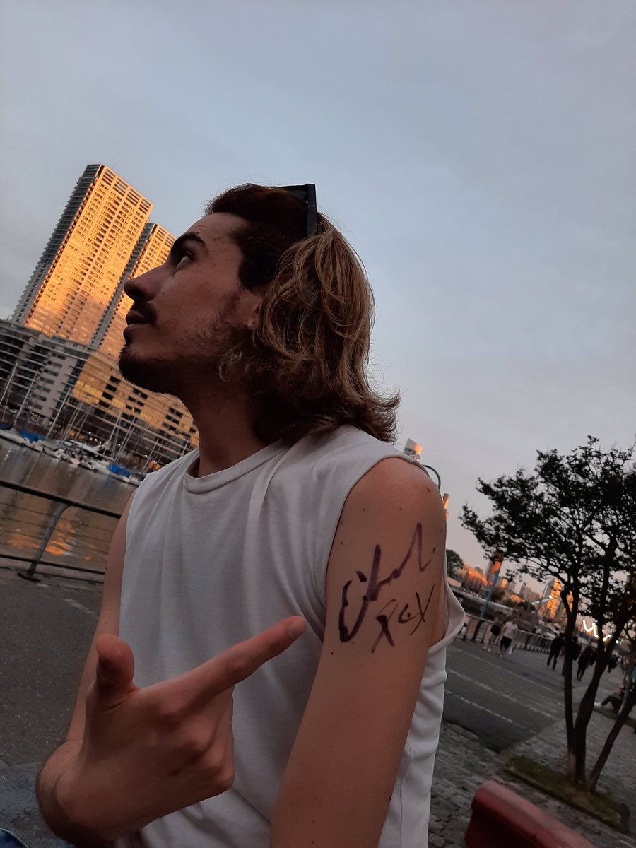 luquitasing's tweet image. 🫶🏻 @charli_xcx #charlixcx ✨💖