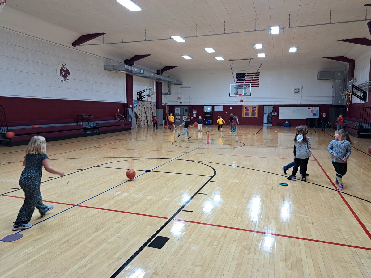 SH Elem PE stds finished a BB Unit playing CLASSIC  #BasketBowl <a href="/SnowValleyCamps/">SnowValleyCamps</a>! Modified for K-3 w/Hula Hoops - 1pt for in the Hula Hoop &amp; 2pts in the basket!  1st team to 10pts gets to roll.  Knocking down the foam roller WINs the round!  The Gym was ROCKIN! #SHElemPE <a href="/JSTEINO/">Jeff Steines</a>