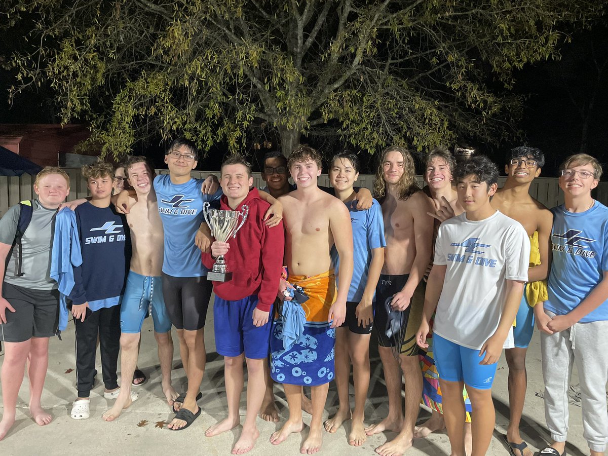 Boys take the victory at the annual MCS Dual in the Pool! Girls put up a great fight! We are so proud of all of our athletes!💙✈️