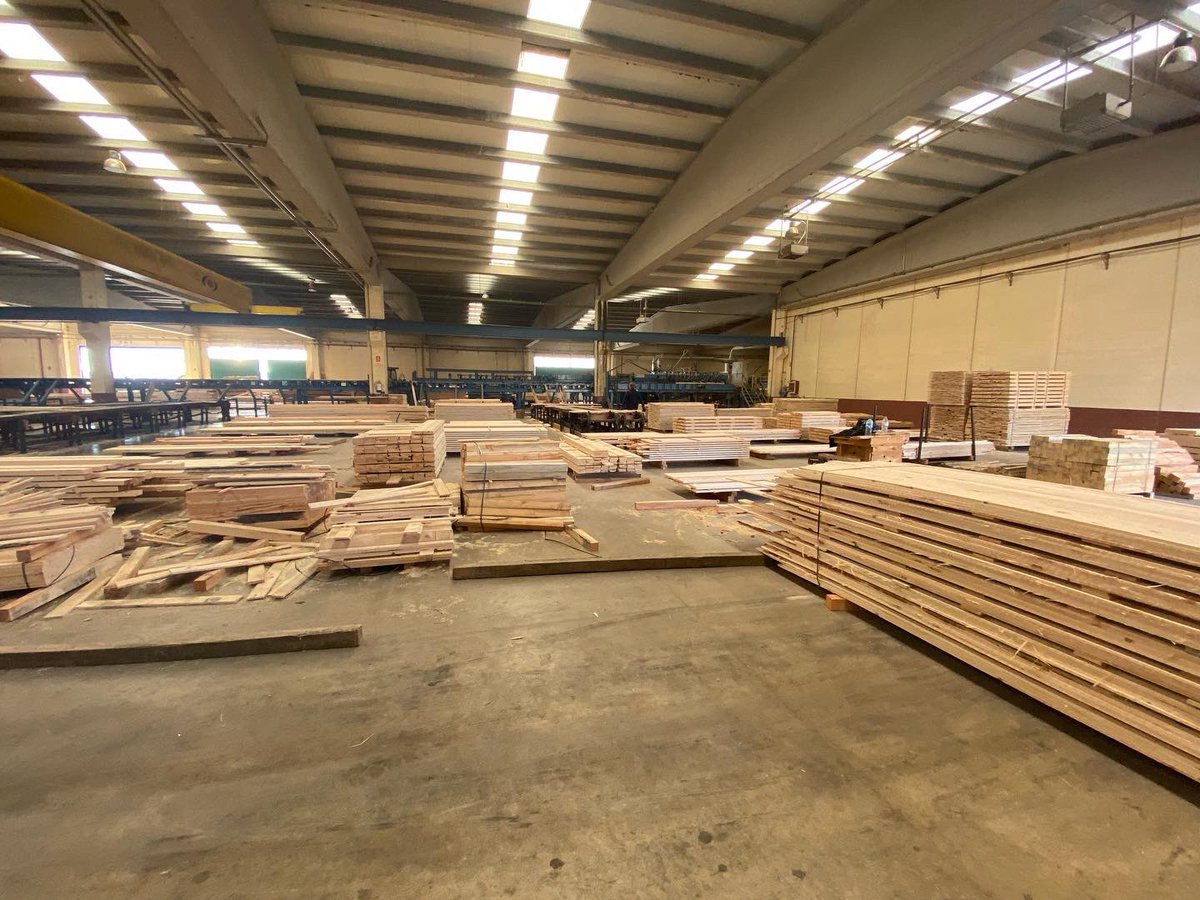 fpmaderaymueble's tweet photo. Visita a empresas del sector  #maderaymueble #aserradero #acm #ayuntamientodecuenca #pinasa #grupolosan #formacionprofesional #programasprofesionales #formacionprofesionalbasica #gradomedio  #gradosuperior #casascolgantes #educaciónfuenlabrada #datsur #iesaranguren #gracias https://t.co/EQEdkS0wn9