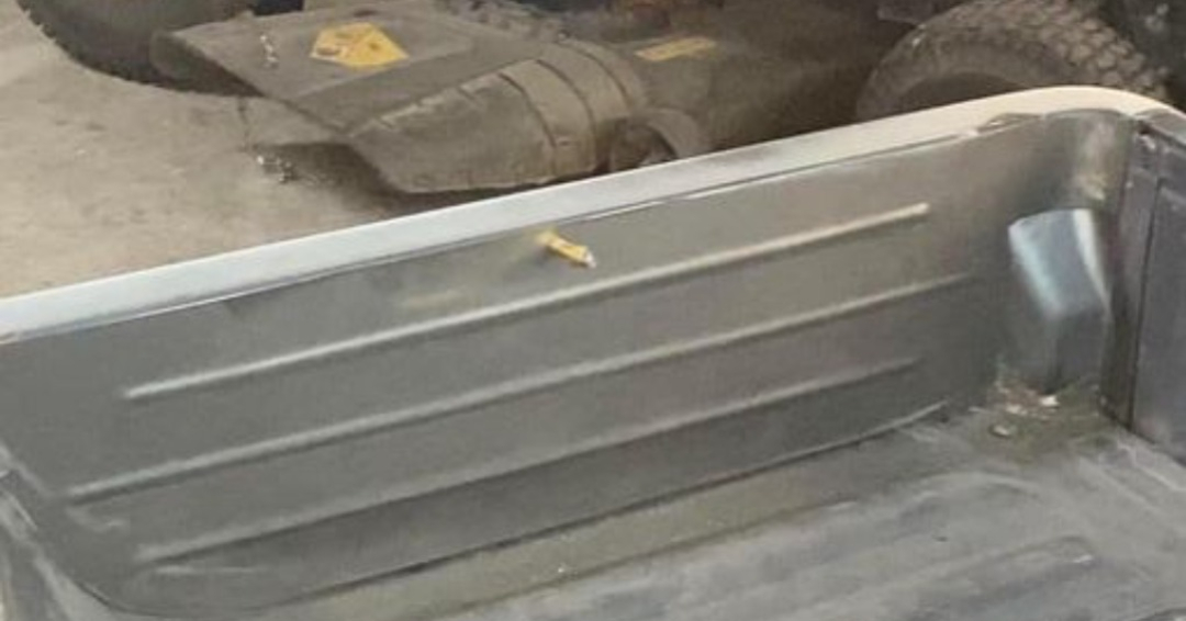 mittler_bros's tweet photo. Shout out to @daoutlaw_xl he just started trying his hand at bead rolling last year. We think you did a killer job on this Taco, keep up the good work!
.
.
#mittlerbros #mittlerblue #metalwork #metalfabrication #handmade #madeintheusa #beadroll #metalfab #fab101 #fabrication https://t.co/HqMU4Gn1df