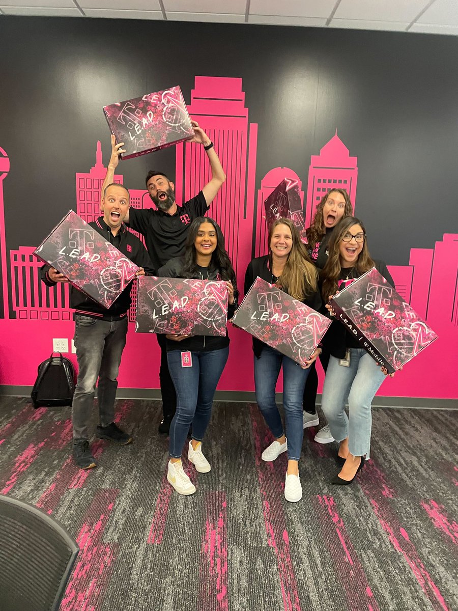 What an amazing 6 month journey with this group of super awesome people!! Congratulations ROCKSTARS 🤩🤩