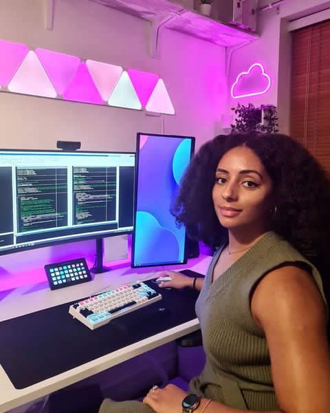 HTebago's tweet image. Evening works 💙