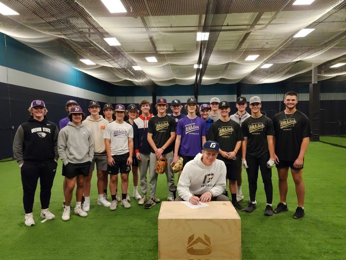 Congratulations to <a href="/TaylorF_07/">Taylor Franklin</a> on signing with George Fox University.