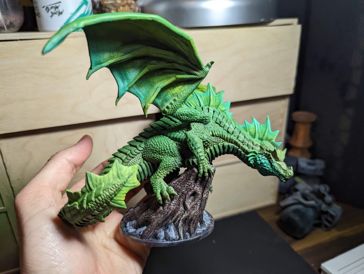 FumbleThrough's tweet photo. Lindsey is painting something big for November. Check out his Insta to see more. Give him a follow while you are there.
https://t.co/rRPD8vjZBR
#colossal #sizematters #fumblethrough https://t.co/XjYYVzBJvg