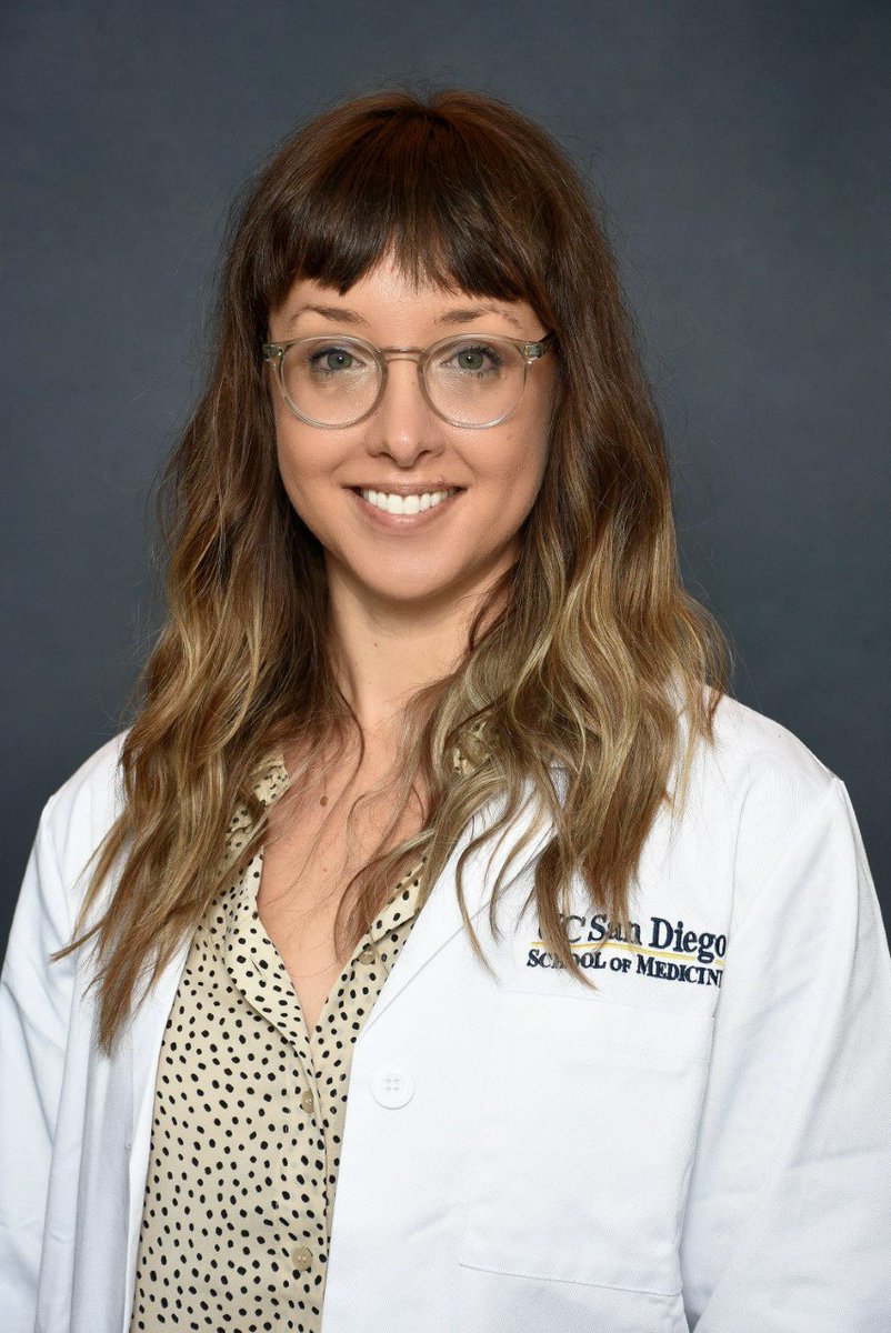 UCSDMedSchool's tweet photo. "It’s never too late to start over or reinvent yourself," says #UCSDSOM MS1 Avelina Brener, as we celebrate #NonTraditionalStudentWeek (Nov 7-11). Click the link to read more about Avelina's journey➡️ https://t.co/9sz34VdeKI https://t.co/9btTNjF96y