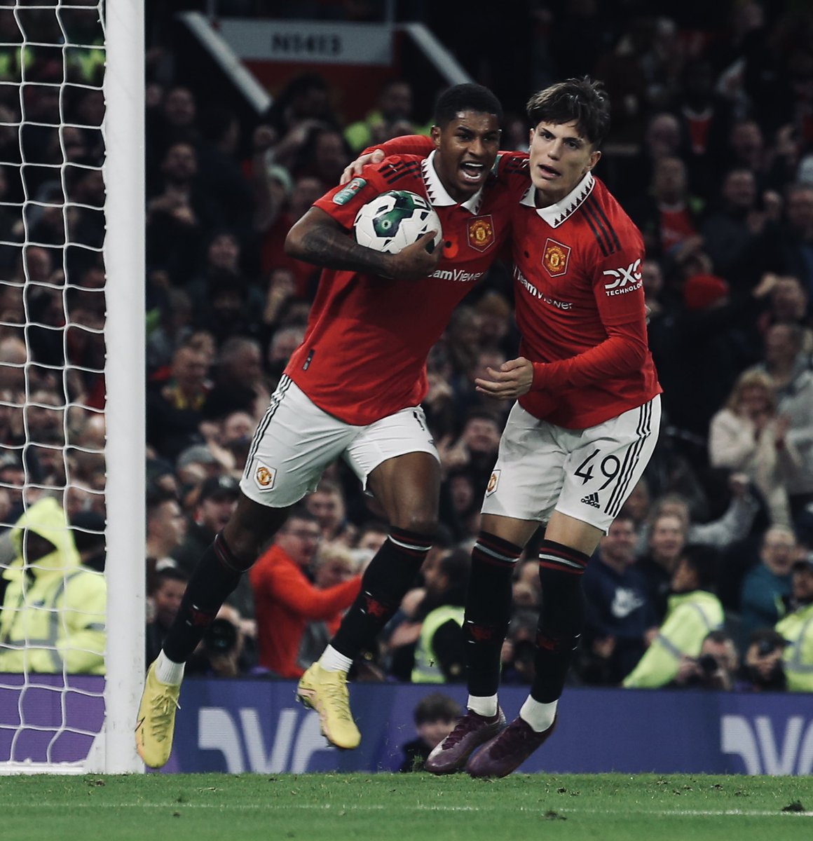man_utd_views's tweet photo. United 4️⃣ Villa 2️⃣. Four second half goals secure a place for United in the next round of the Carabao Cup.  #MUFC #GGMU #ManUtd #CarabaoCup https://t.co/QseekVH3TV