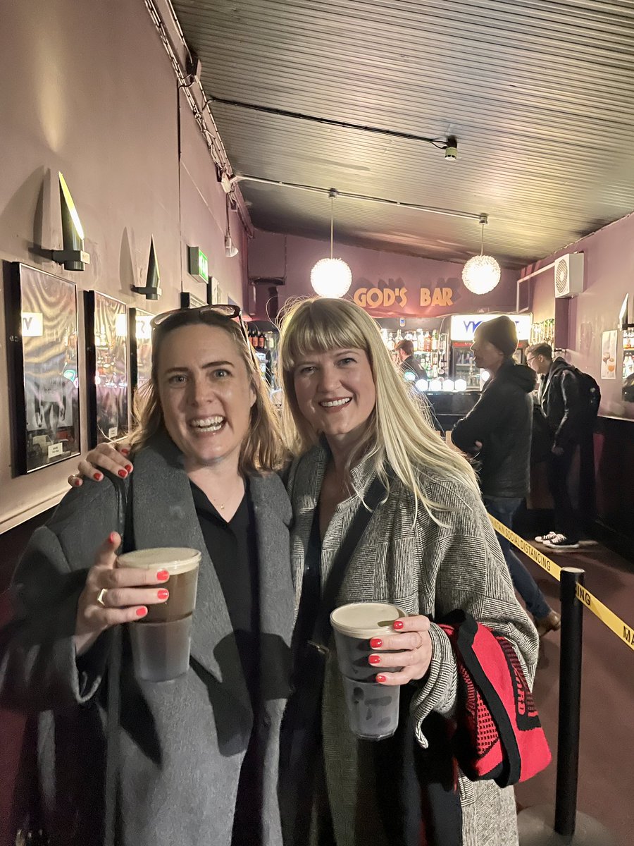 jennyhuston's tweet photo. Happy nostalgia with @AlisonTodayFM @pavement_band @Vicar_Street #pavementband #phantomfm #alternativeradio #indiedj https://t.co/ugCuXZ300d
