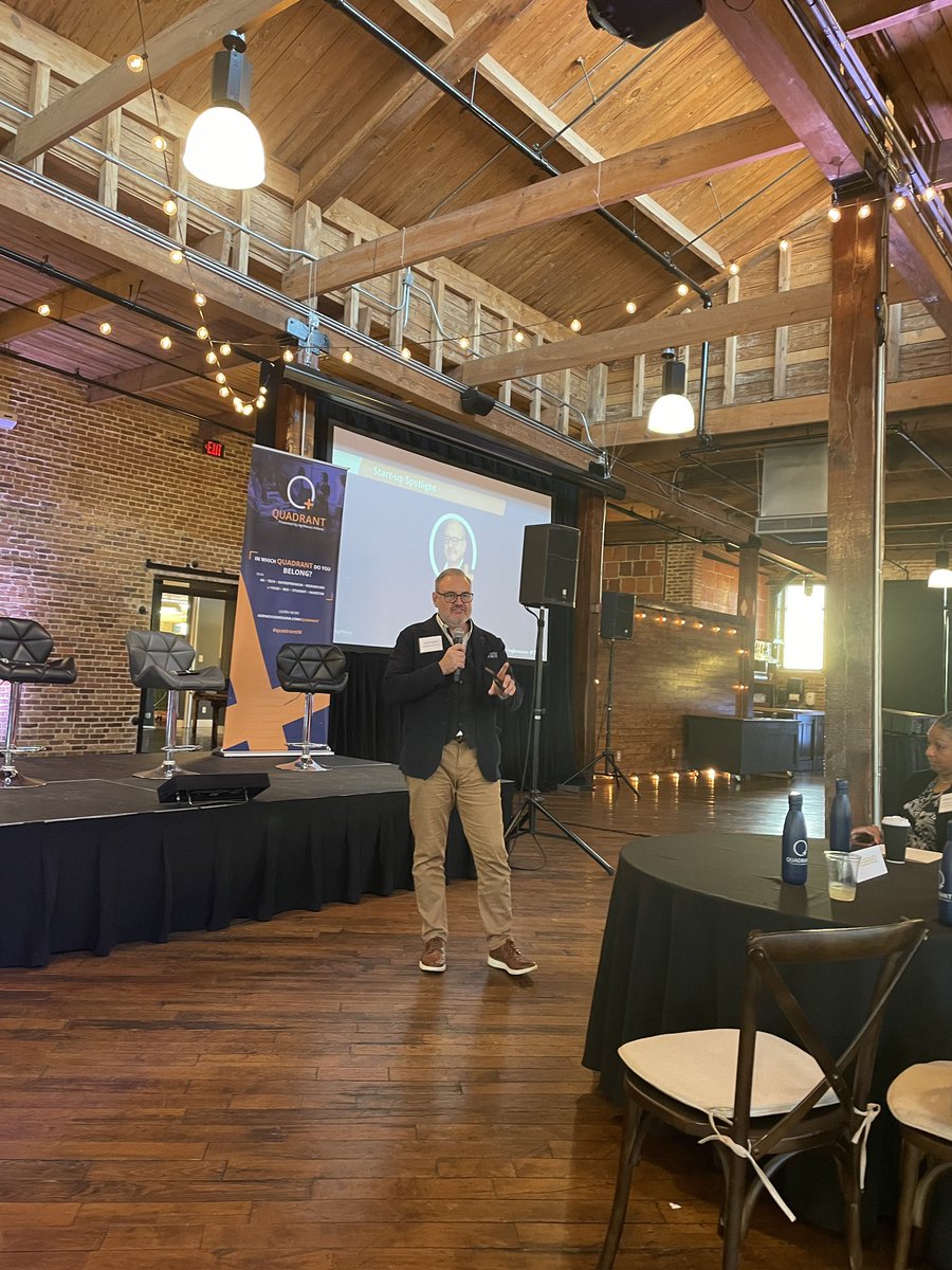 AgriNovusIN's tweet photo. Next, we will be hearing from some of the teams that competed in the #HungerTech Innovation Challenge. Up first, we have Chief Strategy Officer of @BlueskyCommerce, Kevin Lyons. #agbioscience https://t.co/CaMGQMZAOW
