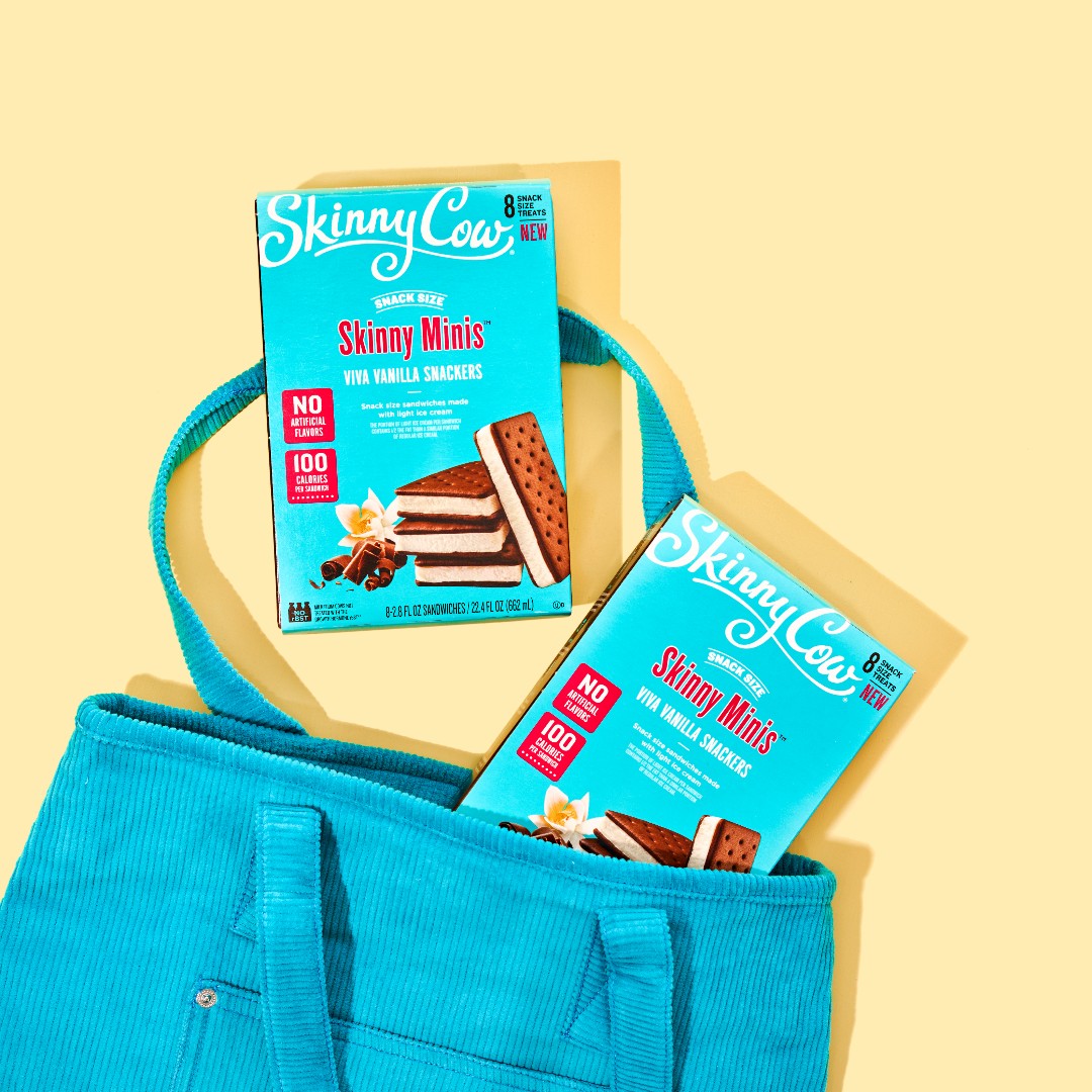 SkinnyCowUS's tweet photo. Wanna get the party started? Pack your purse with Skinny Minis! 🎉 https://t.co/AqH0KcwkGY