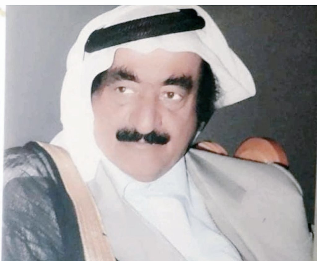 بمزيد من الحزن والأسى تلقينا نبأ وفاة راع الجزيرة الشيخ #حميدي_دهام_الجربا  ولا نقول الا مايرضي الله عز وجل إنا لله وإنا إليه راجعون، يرحمه الله .
العزاء لاسرته وابناءة ولعموم قبيلة شمر
(عشيرة المنيصب من المسلم الرمال )