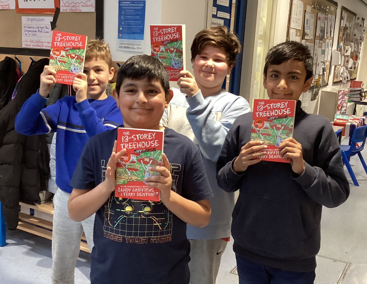 Nurture_StJames's tweet photo. We'd like to say another huge thank you to @magic_breakfast @MarcusRashford @MacmillanKidsUK Our year 5 and 6 pupils really enjoyed their free books. @church_prim @year5and6church https://t.co/t0naLym7D8