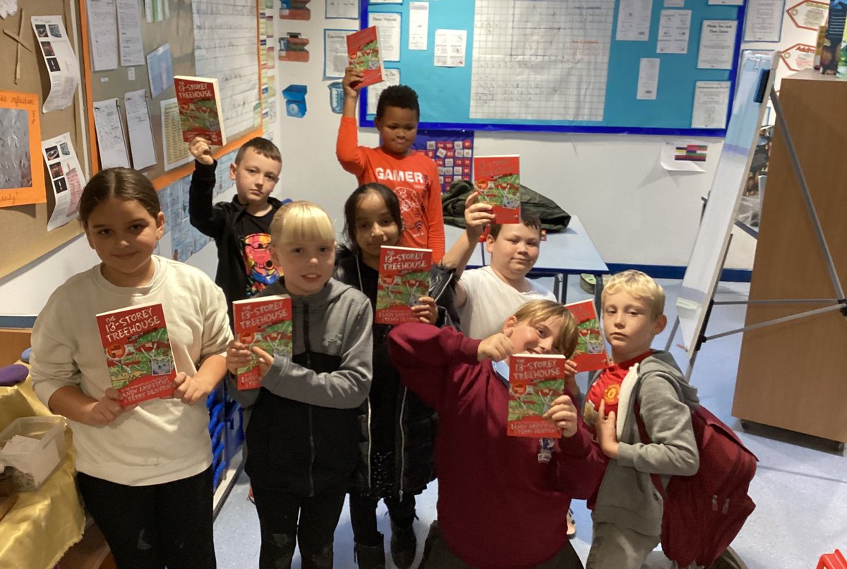 Nurture_StJames's tweet photo. We'd like to say another huge thank you to @magic_breakfast @MarcusRashford @MacmillanKidsUK Our year 5 and 6 pupils really enjoyed their free books. @church_prim @year5and6church https://t.co/t0naLym7D8