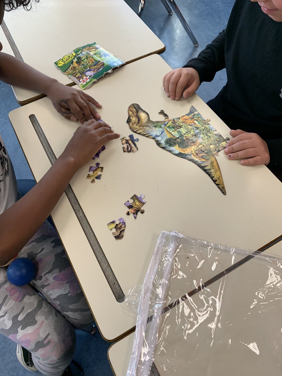 OSGPaddock's tweet photo. Below -20!  No worries. Get creative inside. Here are a few of our activities. https://t.co/3N9mkhP9AQ