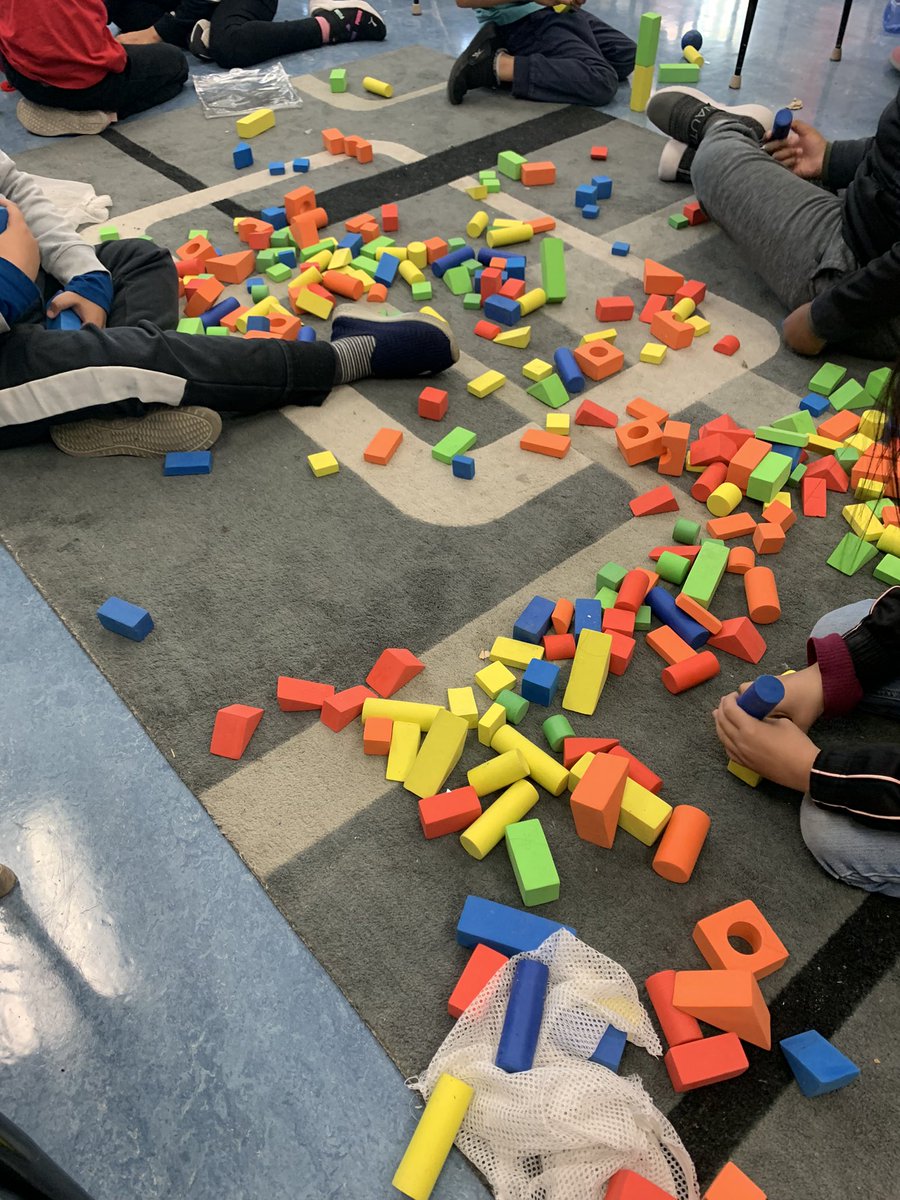 OSGPaddock's tweet photo. Below -20!  No worries. Get creative inside. Here are a few of our activities. https://t.co/3N9mkhP9AQ