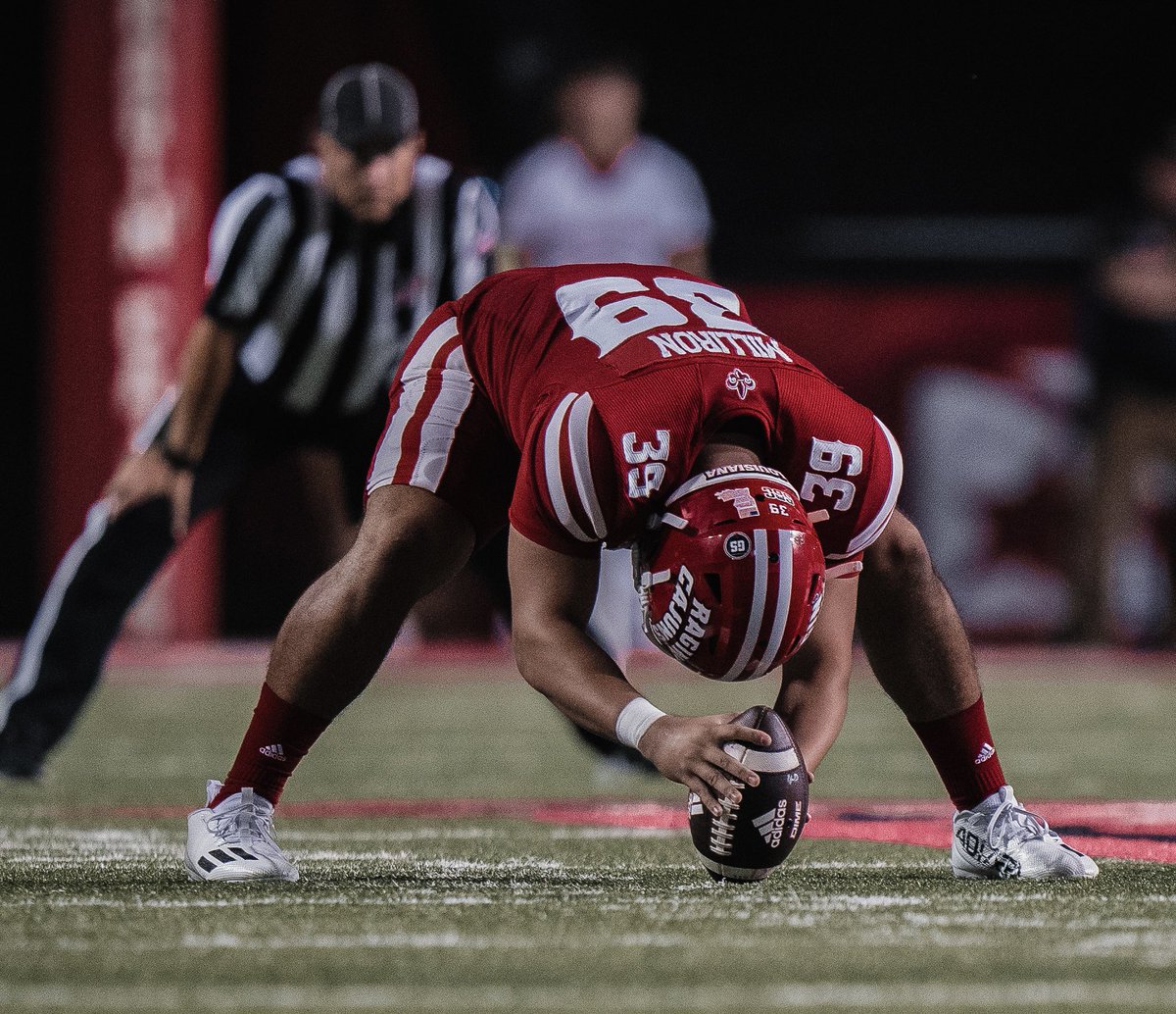S_M_Ragin_Eagle's tweet photo. Gameday Baby! Us Road Warriors at it again! Last Home game for @CarterMilliron and his team! Taking on the Eagles of GA Southern tonight at 6:30 CT on @espn 2. Tune in and cheer on our @RaginCajunsFB team!๐ฅ๐๐ถ๐ค๐ผ #LongSnapperLove #LoveOur39 @MsM1ll @BarstoolCajuns @BucsFootball https://t.co/hoMqMRoTYN