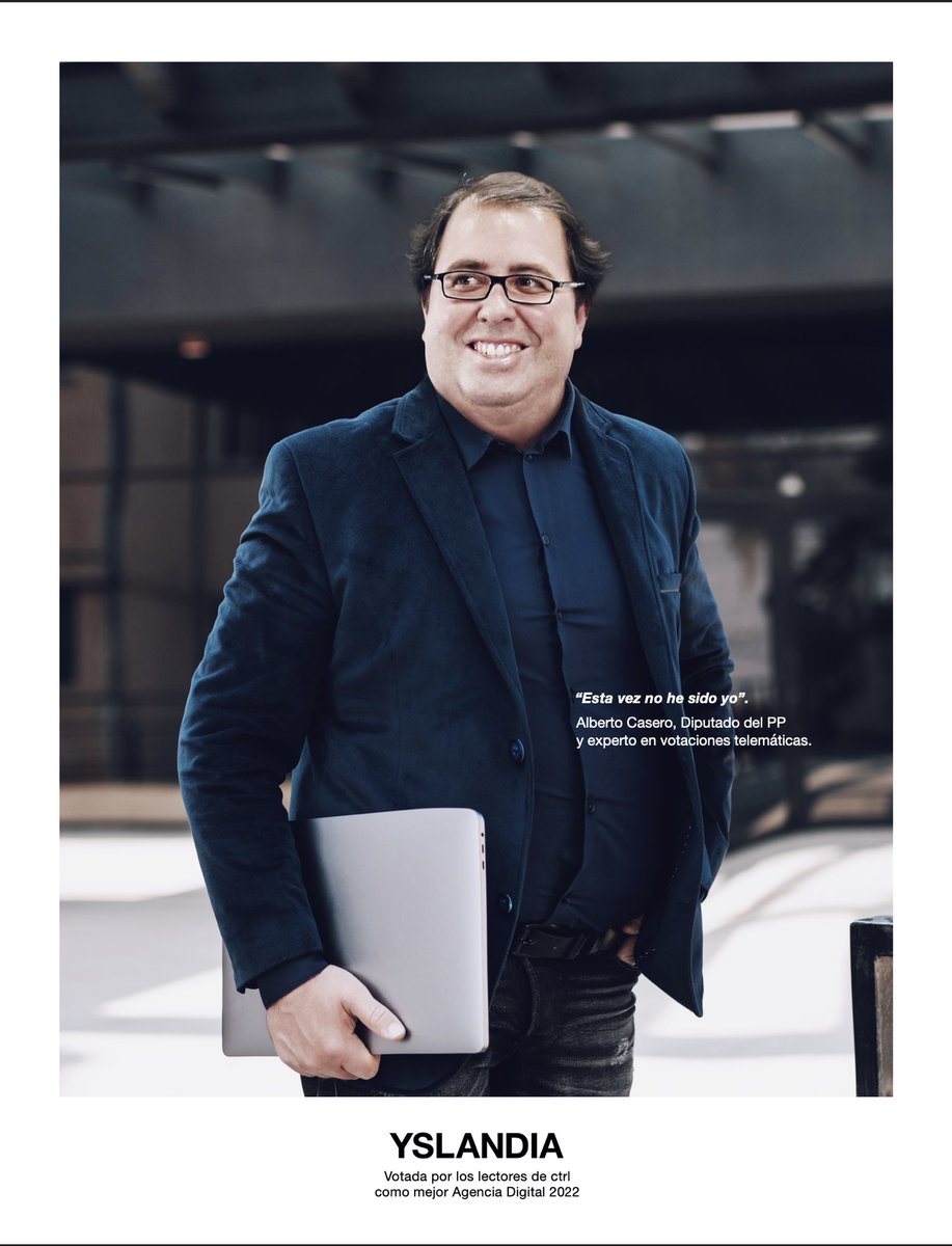 Volvemos a twitter dos años después de nuestro último tweet para  agradecer el premio a MEJOR AGENCIA DIGITAL 2022 a <a href="/revistactrl/">Ctrl_Revista</a> y decir: 

Si A. Casero no ha tenido nada que ver, nosotros estamos gratamente sorprendidos 🫶🏽