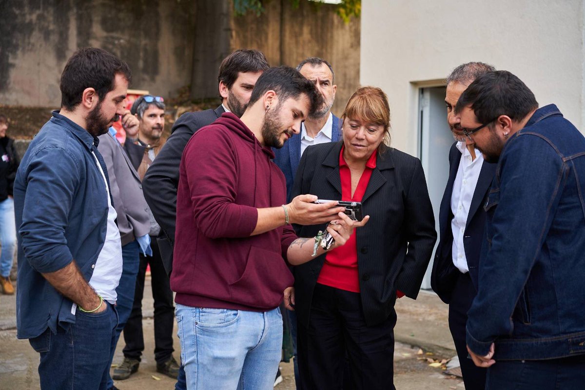 natalia_garriga's tweet photo. Hem conegut #MTKSpace, un espai del món audiovisual col·laboratiu i d’intercanvi que incentiva la creativitat i l’emprenedoria sobretot amb la gent jove. Bona feina! https://t.co/DM74mzHSAq