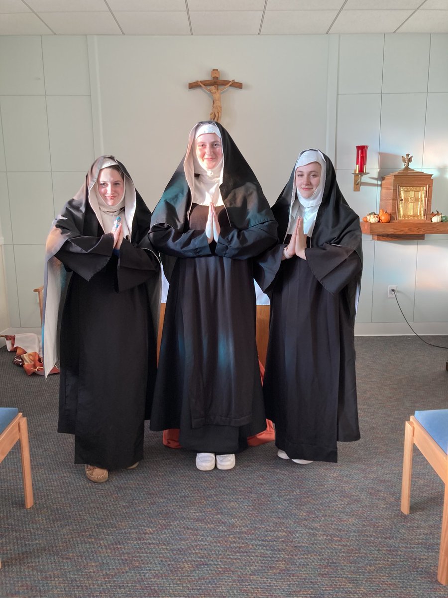awhsdramabees's tweet photo. The Sisters of Nonnberg Abbey expect to see you at The Sound of Music 11/18 &amp; 11/19. Curtain rises at 7pm🎭 https://t.co/RWSugpfLCz