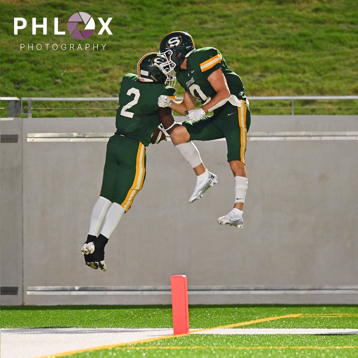 vypesideline's tweet photo. NOVEMBER 11TH:
Stratford vs Heights Varsity Playoff game is now on our schedule!! Order your spotlight packages asap on https://t.co/3lZ2j4uQDB!!
#sportsphotography #htxhsathletics #stratfordfootball #stratfordcheer #stratfordhighschool #heightsfootball #heightscheer https://t.co/TZ2mSgaeme