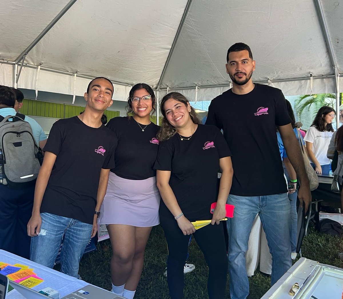 roboboat_uprm's tweet photo. Today we participated in the UPRM Open House talking to High School students about who we are, what do we do and what it’s our goal. 
Thanks to all the people who stopped by to know more about us. 💚🚤 https://t.co/VqH9cRhupM