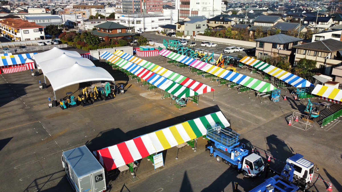 uken1970's tweet photo. おはようございます☀️
準備２日目いよいよ
明日から🎈
#宇建 #大感謝祭 #問屋町
#宇都宮 https://t.co/mMdMbDsfr7